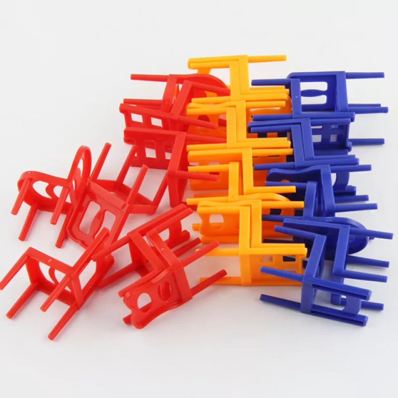 Jeu de construction mini chaises en plastique à empiler