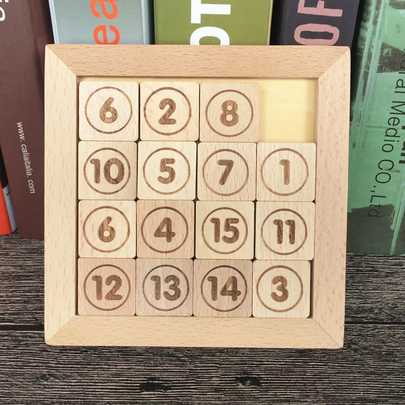Casse tête éducatif en bois avec blocs chiffrés