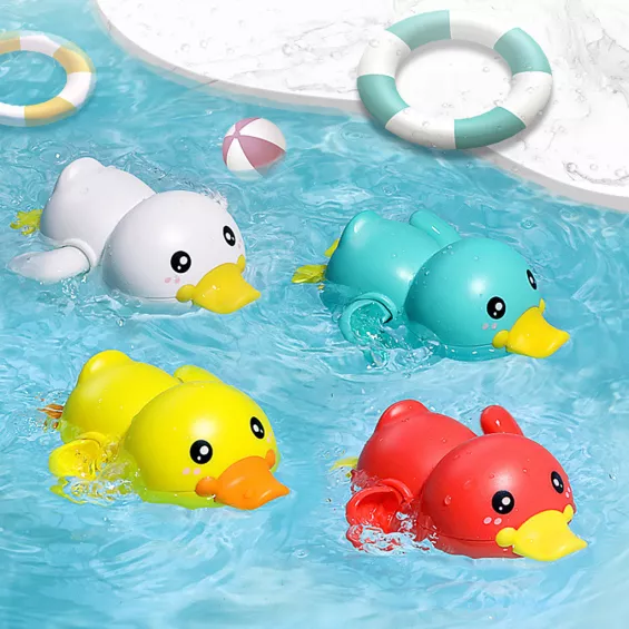 Jouet de bain en forme de petit canard mignon