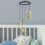 Mobile bébé avec de jolies abeilles suspendues