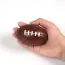 Squishy relaxant en forme de mini-ballon de rugby  